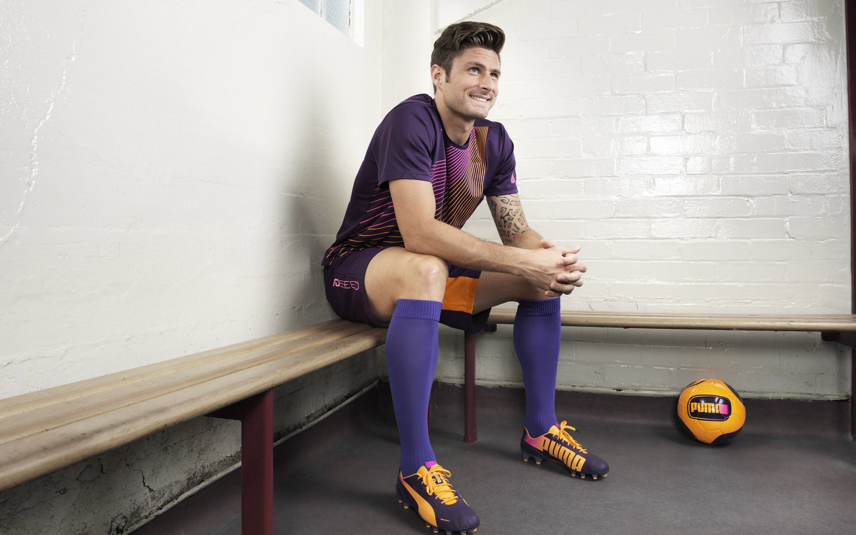 沙漠越野跑：风沙之中的生存挑战，沙漠越野玩法